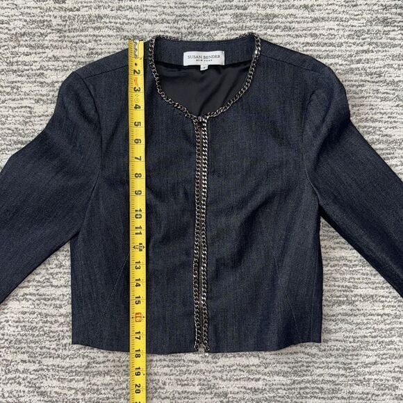New SUSAN BENDER Denim Cropped Cardigan Jacket w/ Chain Size 4 - Picture 7 of 12
